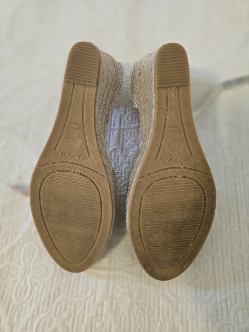 AGL Metallic Silver Snake-Print Pointed Loafers - Picture 6 of 6